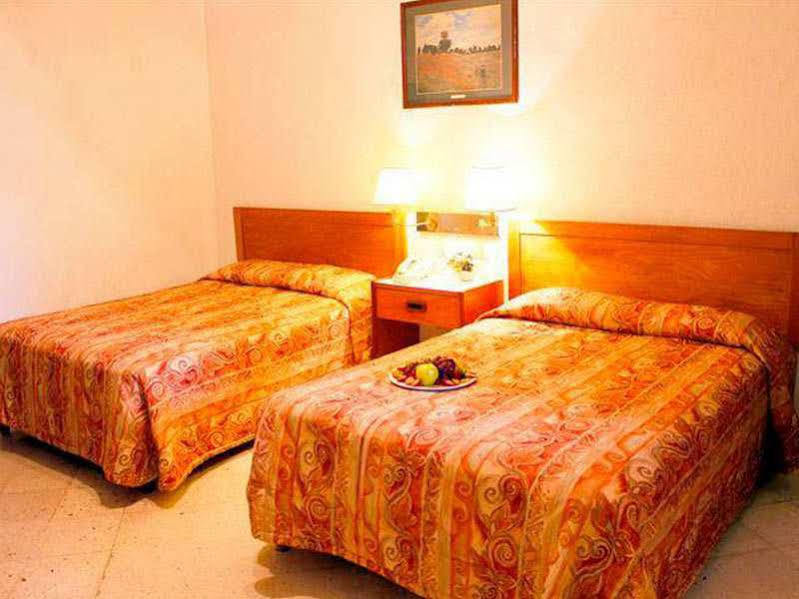 Hotel Urdinola 3*